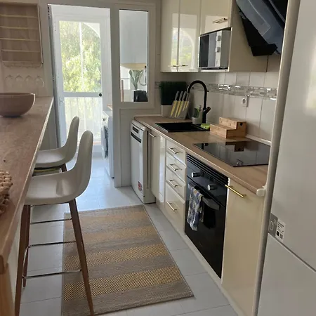 Puerto De La Duquesa Apartment