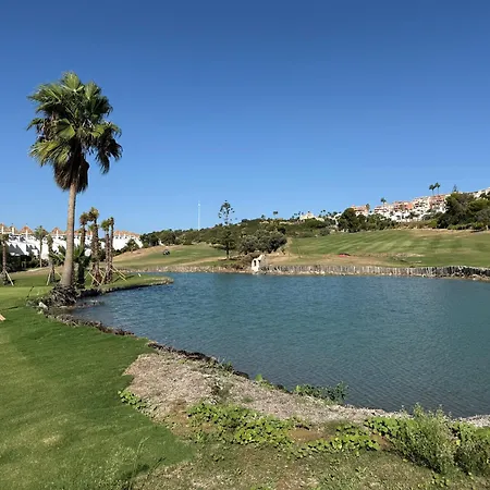 Puerto De La Duquesa Апартаменты Манилва
